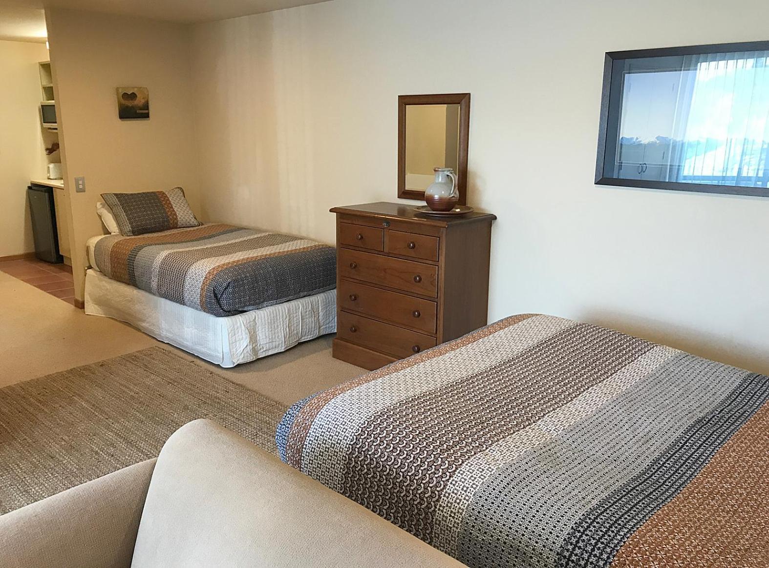Sargood Splendour - Wanaka Holiday Home المظهر الخارجي الصورة